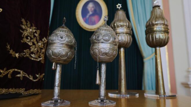 επιστρέφουν-στον-τόπο-τους-564107941