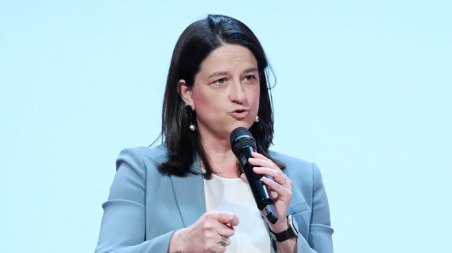 oloi-oi-neoi-misthoi-stis-eidikotitestoy-episitismoy-564130579