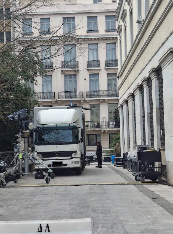 Ο Μπραντ Πιτ στην πλατεία Κοτζιά για γυρίσματα-5