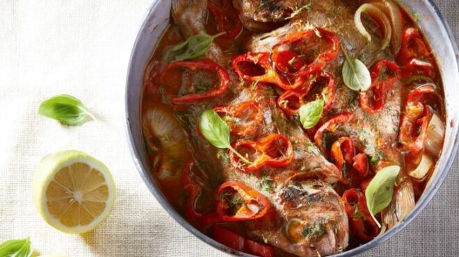 λυθρίνια-φουρνιστά-με-πιπεριές-φλωρί-564139525