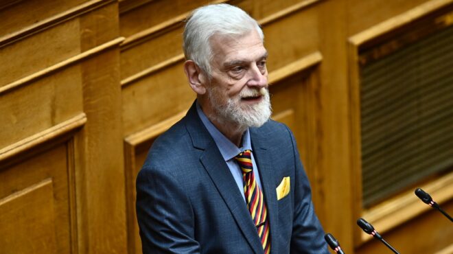 γ-λοβέρδος-περίπου-1-500-ελληνες-έχουν-αιτ-564105955