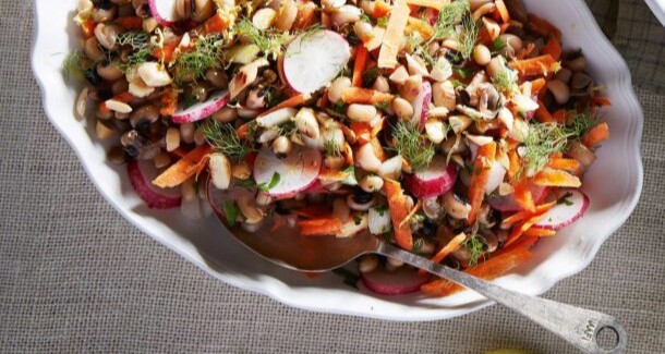 μαυρομάτικα-σαλάτα-με-αμύγδαλα-και-μυ-564119188