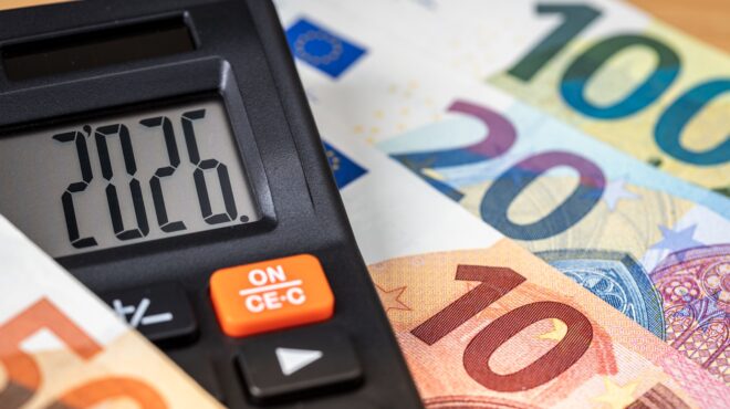 αύξηση-κατώτατου-μισθού-πώς-διαμορφώ-564144361