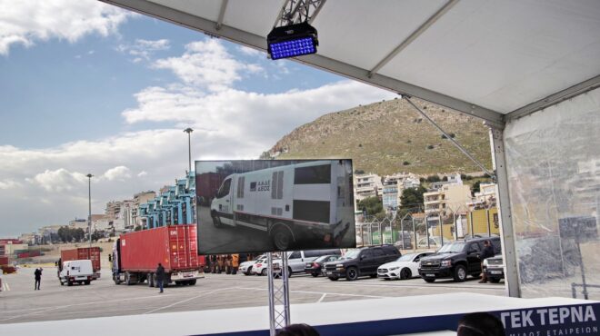 το-πρώτο-κινητό-x-ray-στην-μάχη-κατά-του-λαθ-564143758