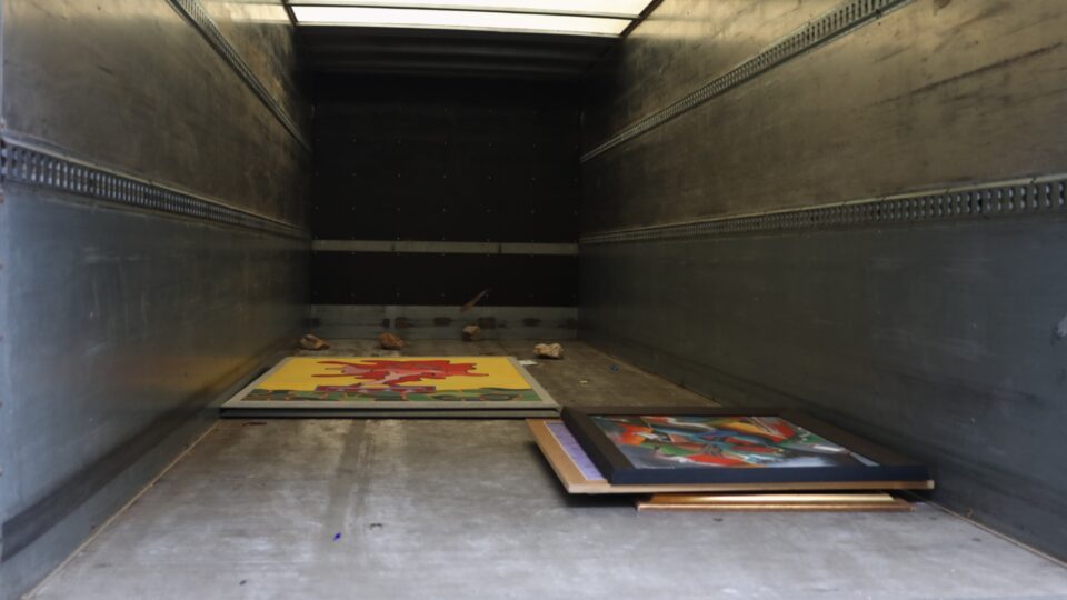 Οι πλαστοί πίνακες που κατασχέθηκαν στην αποθήκη του γκαλερίστα [εικόνες]-6