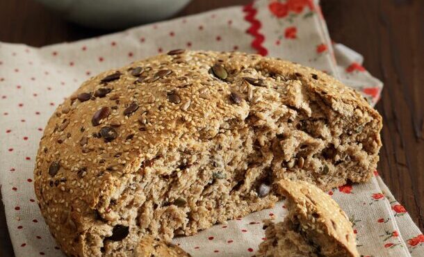 ψωμί-πολύσπορο-ολικής-άλεσης-564103372