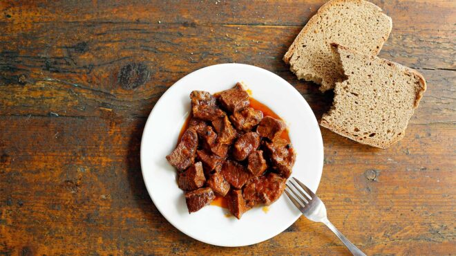 μοσχαρίσια-μάγουλα-7-συνταγές-για-κρέα-564149440