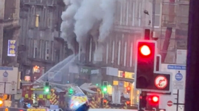 γλασκώβη-κλειστός-ο-μεγαλύτερος-σιδη-564115450