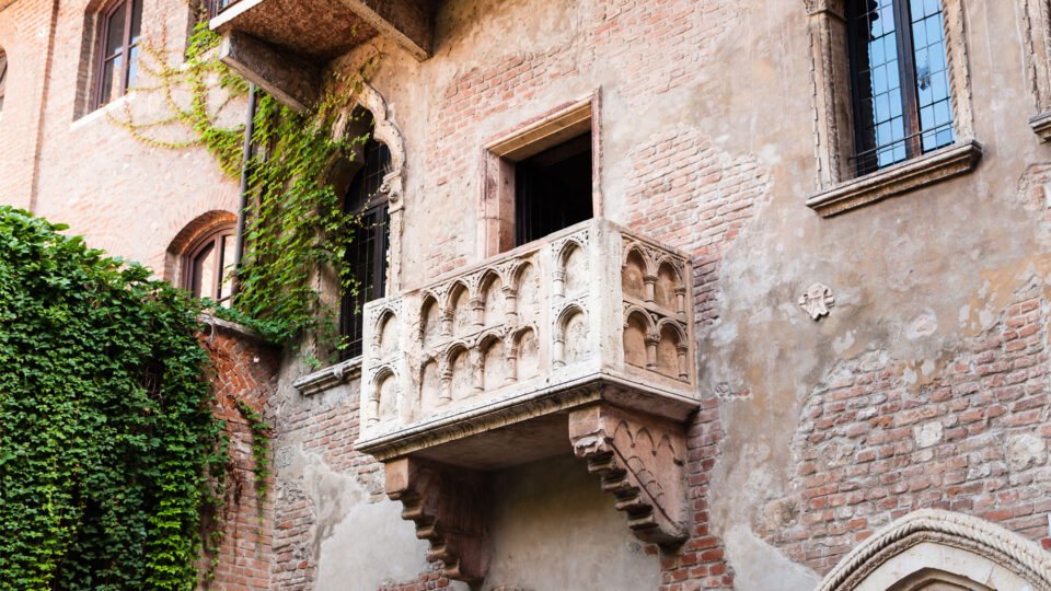 Δωμάτια που έγραψαν ιστορία: Από τον Άμλετ στην Άγκαθα Κρίστι-1