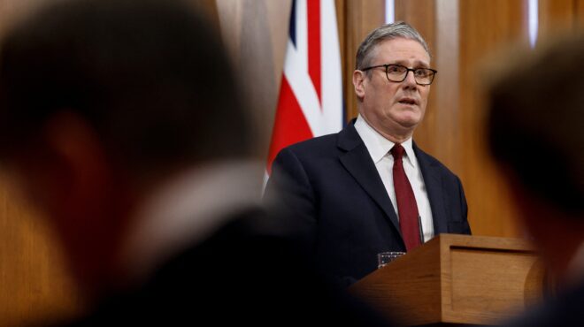 η-βρετανία-καλωσόρισε-τις-παραγωγικ-564140074