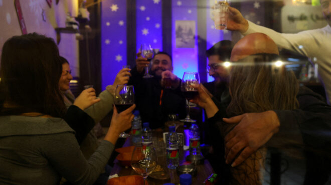 η-συρία-απαγορεύει-την-πώληση-αλκοόλ-σ-564130513