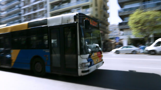 κ-κυρανάκης-εκατοντάδες-νέα-λεωφορεί-564144568