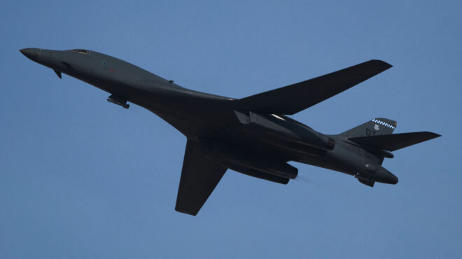 στην-βρετανία-αμερικανικό-βομβαρδισ-564114523