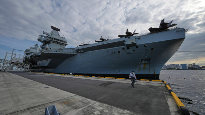 βρετανία-σε-ετοιμότητα-το-αεροπλανοφ-564114448