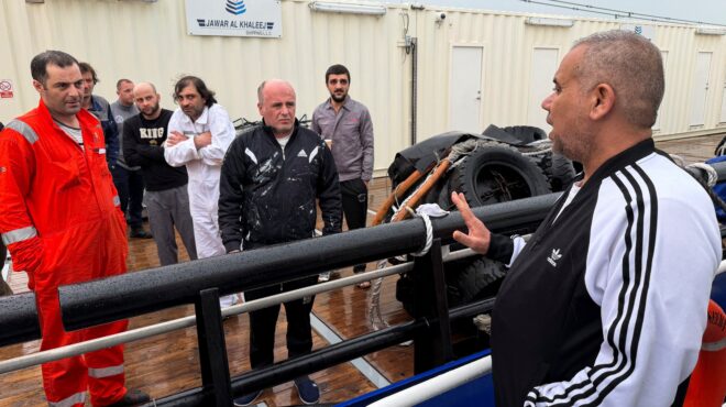 ελληνόκτητο-τάνκερ-χτυπήθηκε-στον-πε-564121237