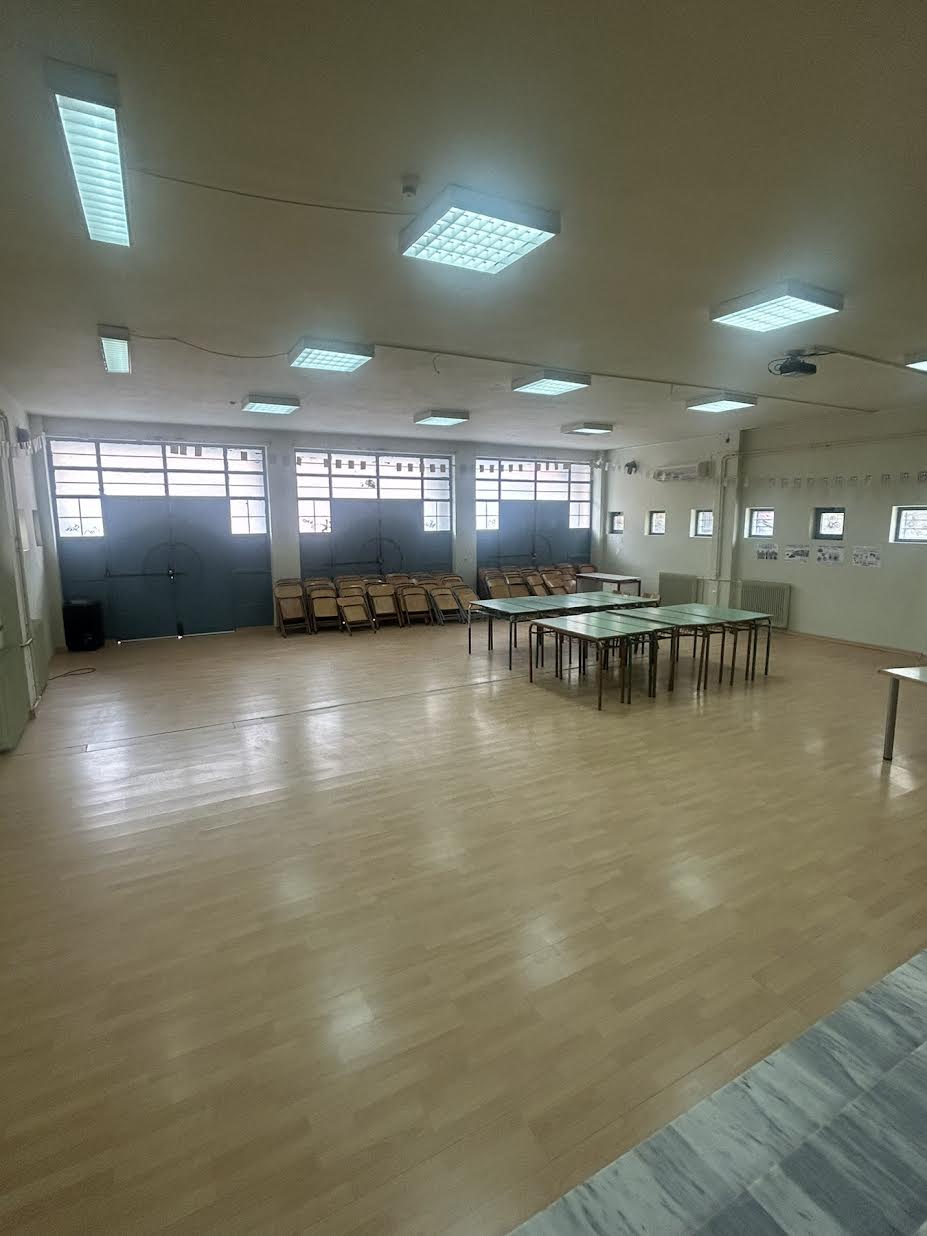 Η επόμενη μέρα σε ένα βανδαλισμένο σχολείο-2