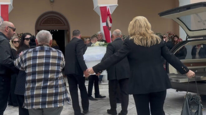 αργοστόλι-σε-βαρύ-κλίμα-πένθους-η-κηδε-564179986