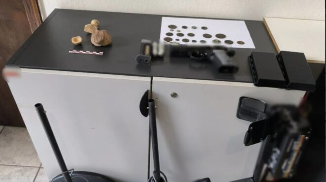 κύθηρα-πωλούσε-αρχαία-νομίσματα-μέσω-564169138