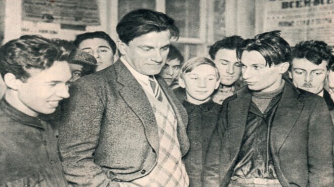 σαν-σήμερα-14-απριλίου-1930-αυτοκτονεί-ο-β-564171919