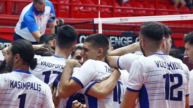 κλείδωσαν-οι-5-ξένοι-στο-βόλεϊ-564154357