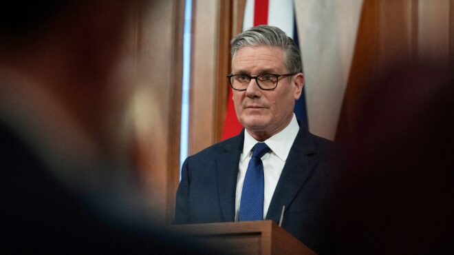 βρετανική-πρωτοβουλία-για-τα-στενά-το-564154600