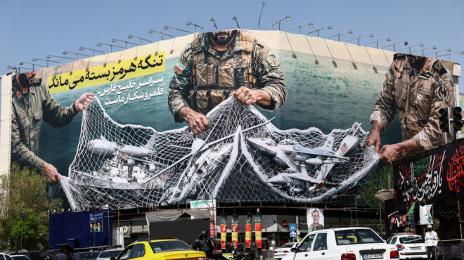 το-ιράν-απειλεί-να-βυθίσει-όλη-την-περι-564164968