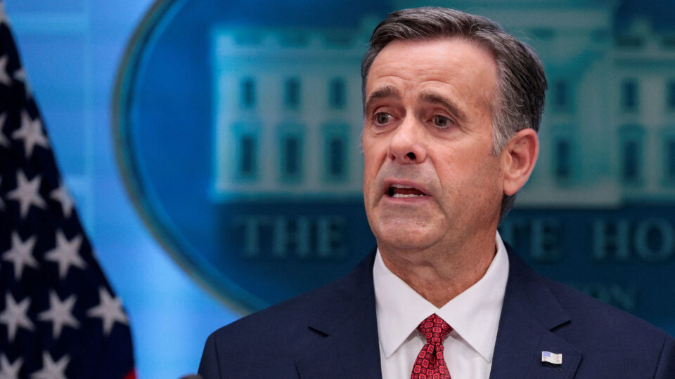 «Νομίζω ότι πρέπει να το κάνουμε»: Οι συσκέψεις που οδήγησαν τον Τραμπ στην επίθεση κατά του Ιράν-2