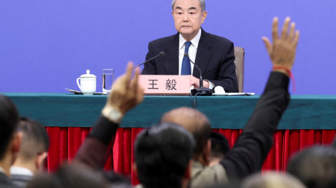 to-μπλόκο-στο-ορμούζ-και-οι-σχέσεις-ηπα-564177274