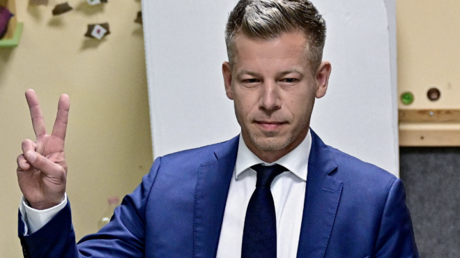 φον-ντερ-λάιεν-μακρόν-και-μερτς-χαιρετ-564172843