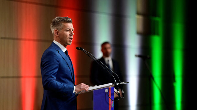 μάγιαρ-καταστροφές-ευαίσθητων-εγγρά-564179683