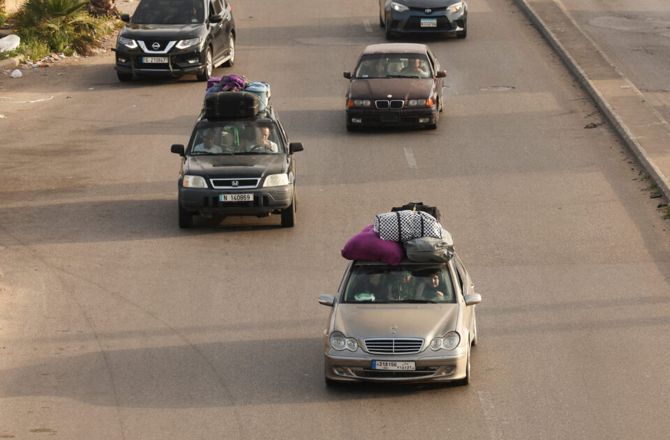 Λίβανος: Μαζικά επιστρέφουν στα σπίτια τους οι εκτοπισμένοι του πολέμου-1