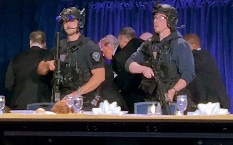 πυροβολισμοί-σε-δείπνο-στην-ουάσιγκτ-564195433