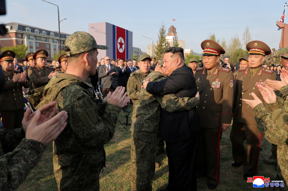 Βόρεια Κορέα: Μουσείο για τους στρατιώτες που σκοτώθηκαν στην Ουκρανία εγκαινίασε ο Κιμ (εικόνες)-4
