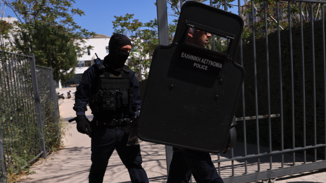 συνελήφθη-ο-ένοπλος-89χρονος-στην-πάτρα-564198454