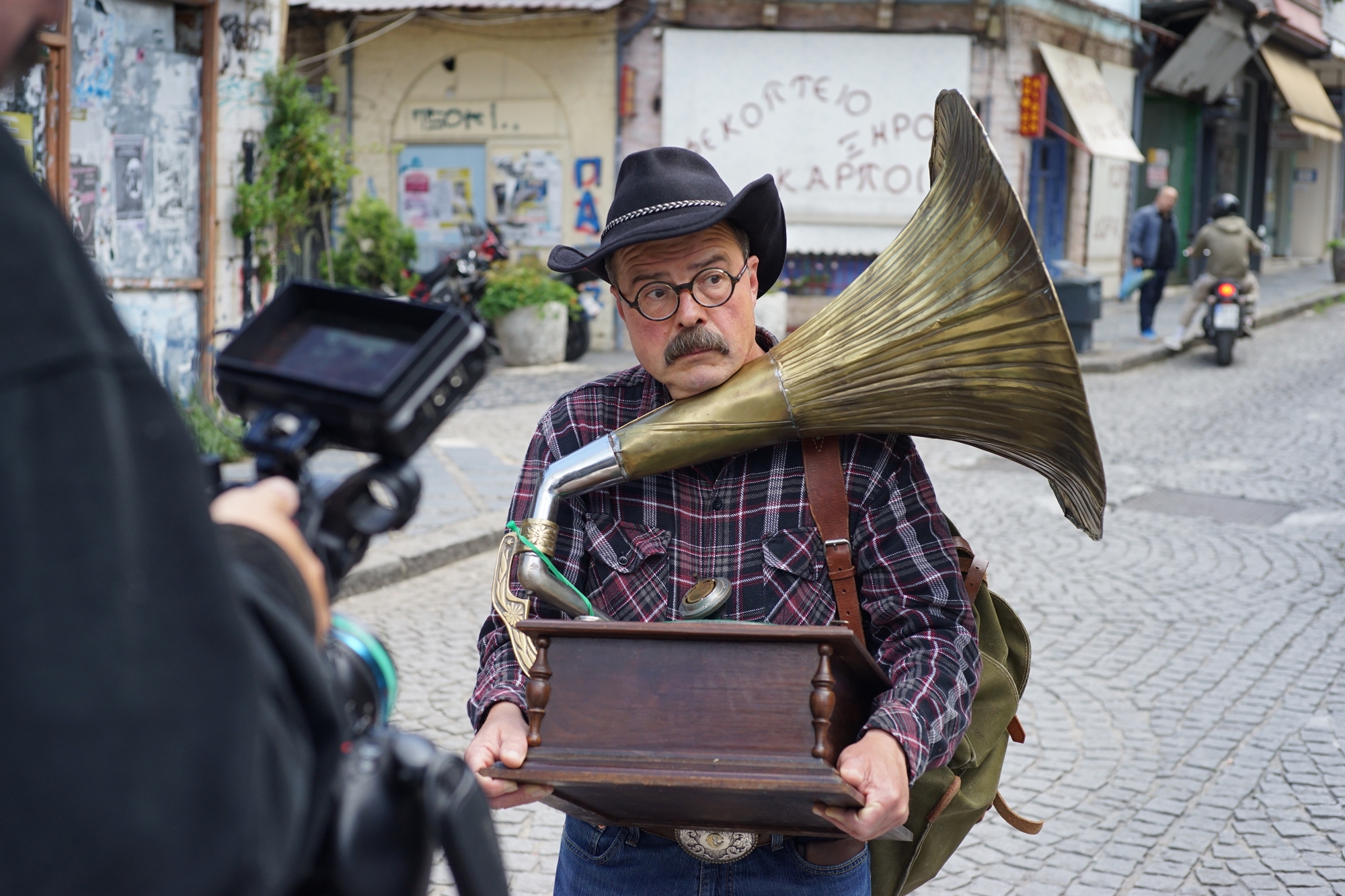 Ψάχνοντας τις νότες της παράδοσης-1