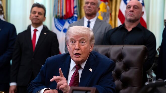 η-εξωτερική-πολιτική-των-ηπα-οι-μπίζνε-564184951