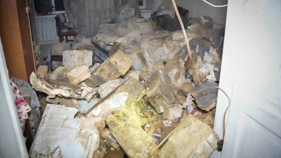 Πόλεμος στην Ουκρανία: Πέντε νεκροί σε νέα ρωσικά πλήγματα [βίντεο]-1