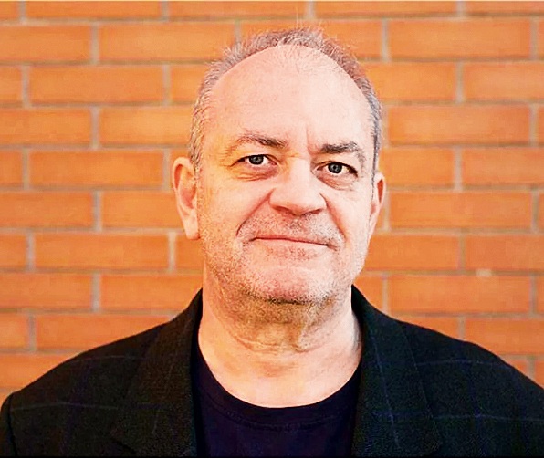 Δειλή επι-στροφή στην Ε.Ε.-4