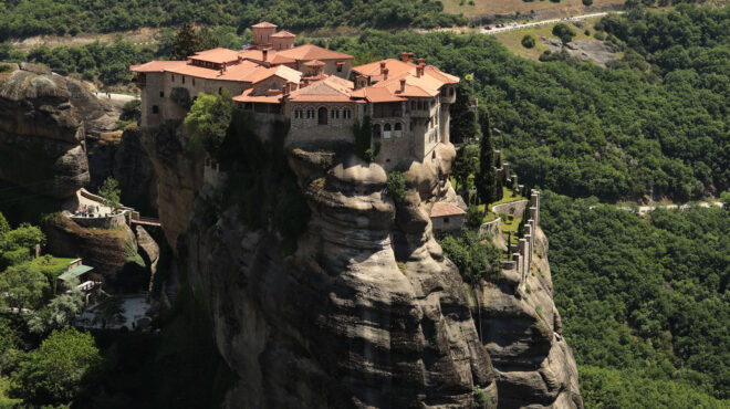 τραγωδία-στα-μετέωρα-66χρονη-έπεσε-από-564164845