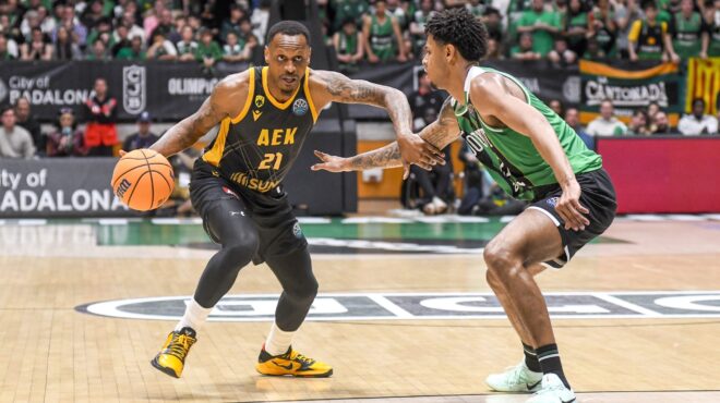 αεκ-σε-τρία-μέτωπα-564174982