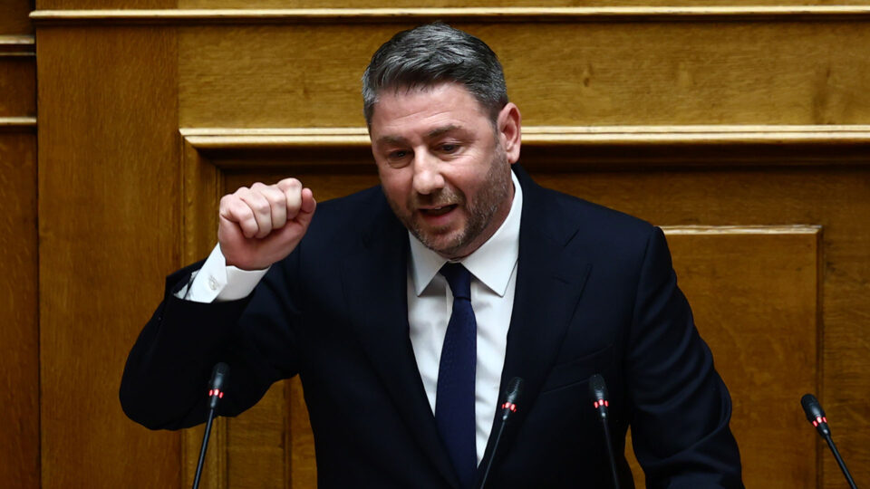 Βουλή: Διαξιφισμοί με φόντο εκλογές, ΟΠΕΚΕΠΕ και υποκλοπές-3