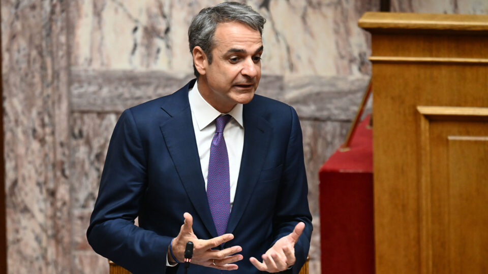 Βουλή: Διαξιφισμοί με φόντο εκλογές, ΟΠΕΚΕΠΕ και υποκλοπές-2