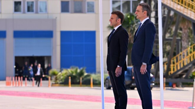 επίσκεψη-μητσοτάκη-μακρόν-στη-φρεγά-564194602