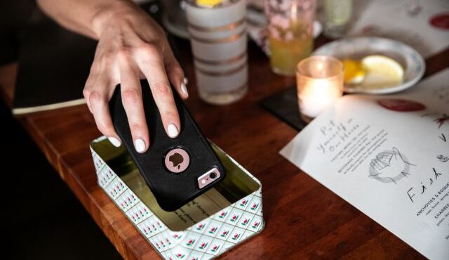 η-ψηφιακή-αποτοξίνωση-περνάει-από-το-σ-564163453