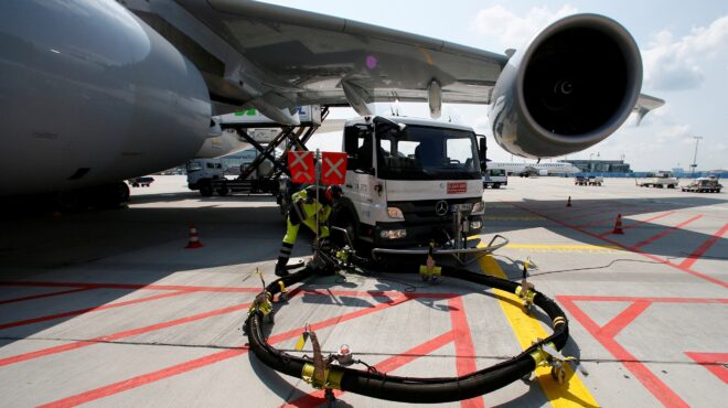 ο-πόλεμος-φρενάρει-τον-παγκόσμιο-το-564197707