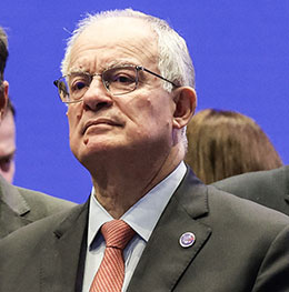 Εντός και Εκτός: Αγώνας δρόμου για δίκτυα και μεταφορές-1