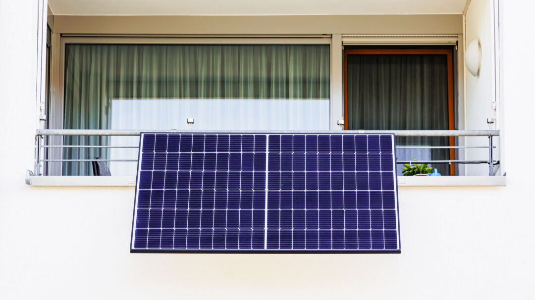 φωτοβολταϊκά-στα-μπαλκόνια-για-φθηνό-564194509