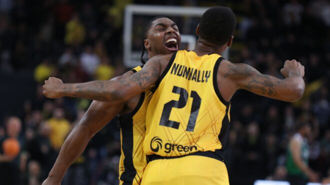 αεκ-και-παοκ-από-τα-παλιά-564155611