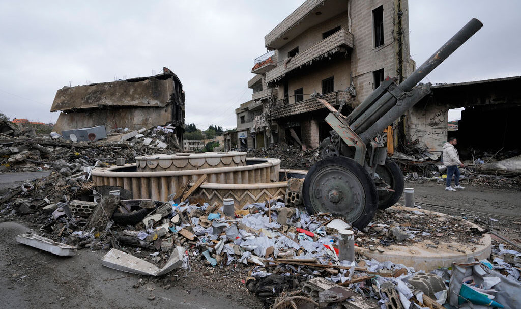 οι-δυνάμεις-μας-θα-μείνουν-στον-λίβαν-564176179