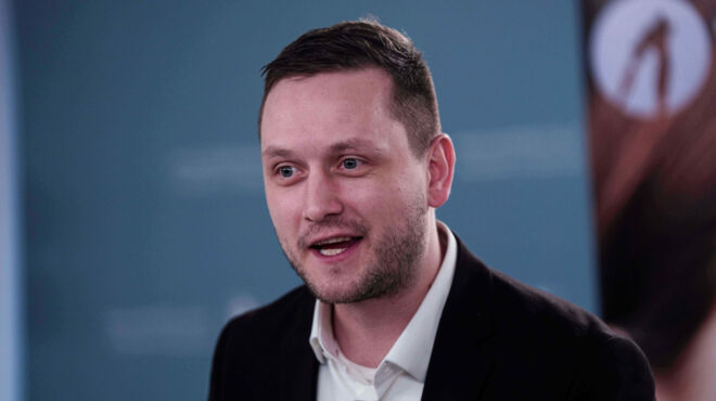 ο-πρωθυπουργός-της-γροιλανδίας-απαντ-564169120